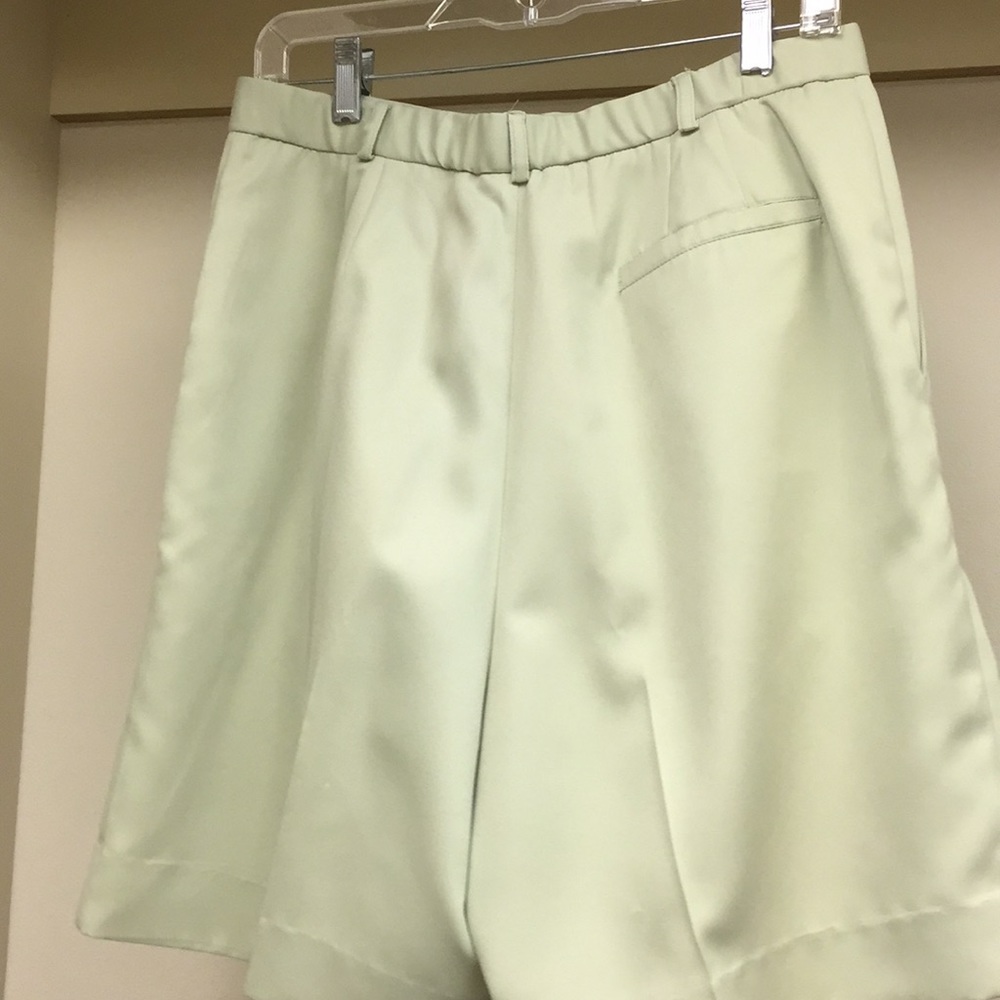 Callaway Shorts - Picture 2 of 6